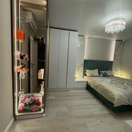 Waldoria Luxury Near Center *